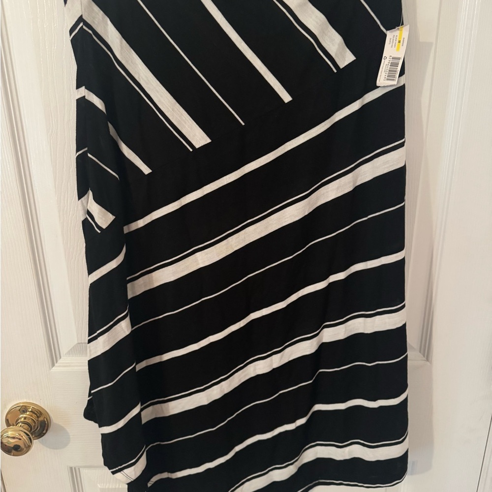 New Directions Black and White Striped Skirt